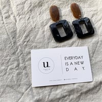 brown black square pierce・earring