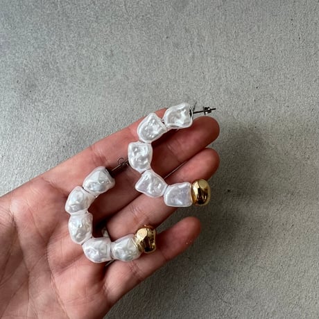 baroque pearl curve gold beads pierce earring