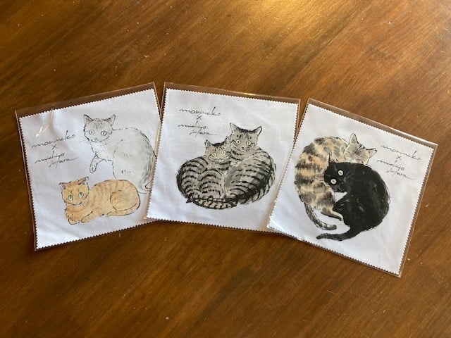 ここでしか買えません！ハラミチヨさんイラストめがね拭き モデルは
