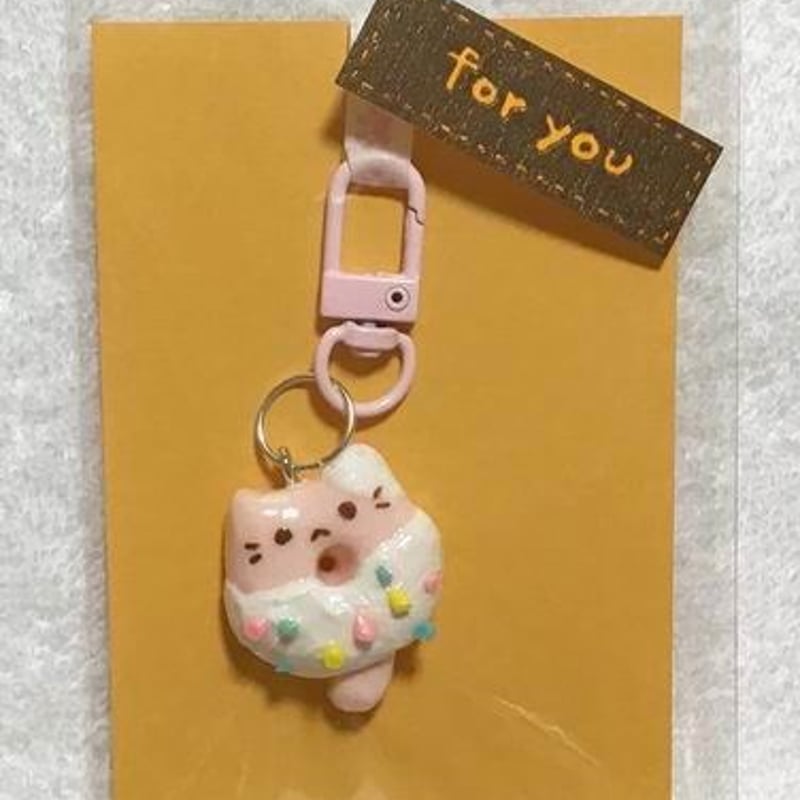 にゃんこドーナツのキーホルダー🍩 | 保護ねこカフェ もりねこ