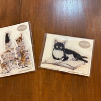 推しは黒猫？それともハチワレ？　ハラミチヨさんのアクリルスタンド