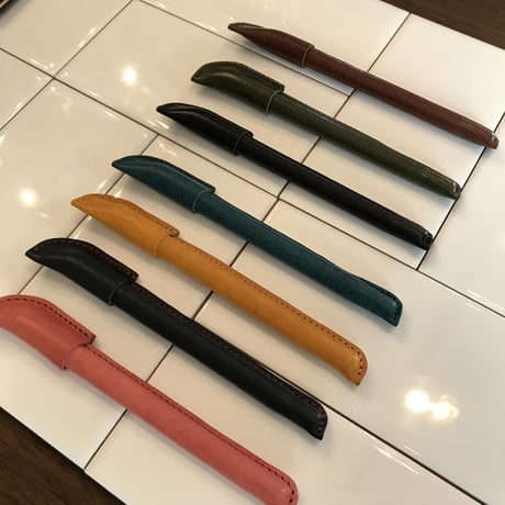 革巻きボールペン