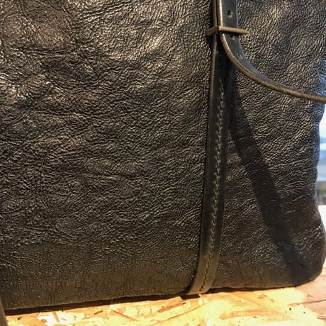 ホースシュリンク　トートバッグ 黒