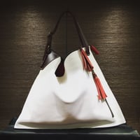 バッグ　（白）