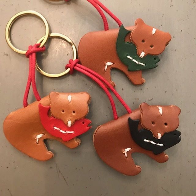 benlly's original / クマシャケ キーホルダー | benlly's & job