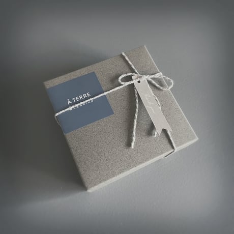GIFT BOX S or M size