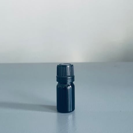 Essential oil bottle_5ml _1本