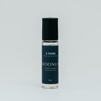 MOONLIT  ORGANIC ROLL ON PERFUME