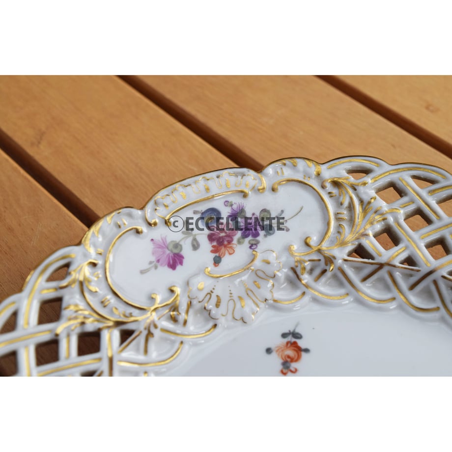 5c0ea23bc3976c7f652eca0a