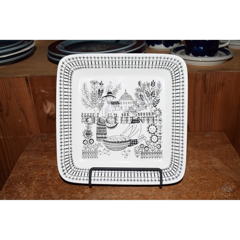 ARABIA アラビア ヴィンテージ エミリア スクエアプレート 18cm 【公式