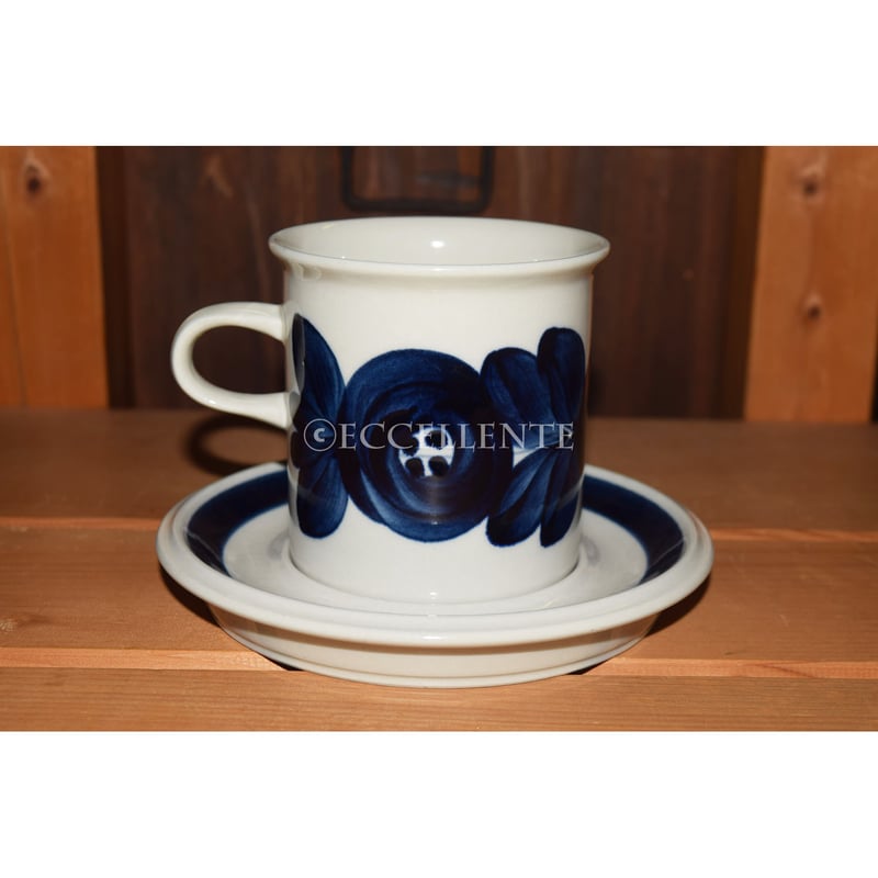 ARABIA(アラビア）anemone(アネモネ）モーニングカップ