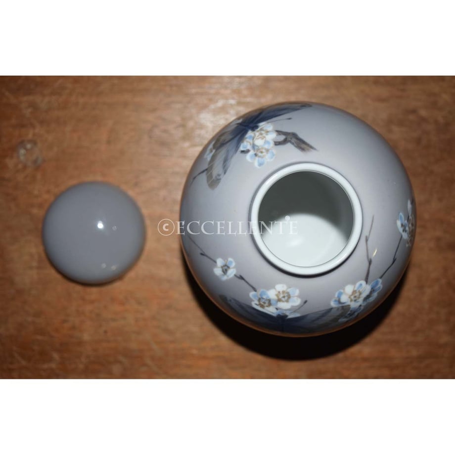 61b895a79eadbe2875cd2e0b