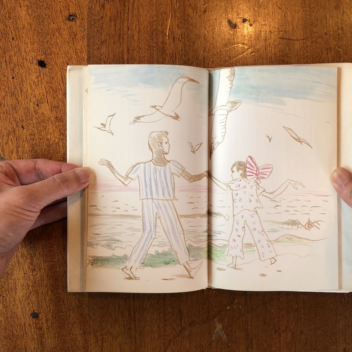 きまぐれ魔女の物語」白石かずこ 文 宇野亜喜良 絵 サイン入り