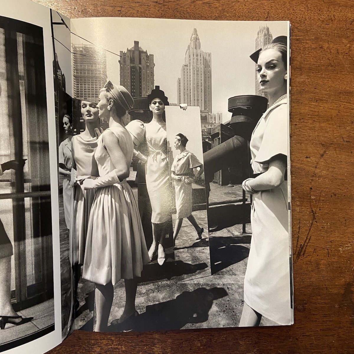 ウィリアム・クライン IN & OUT OF FASHION Amazon.co.jp: William Klein. In and Out of Fashion : Klein