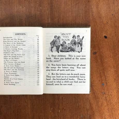 「THE TALES THE LETTERS TELL（1930年頃）」Margaret Tarrant（マーガレット・タラント）