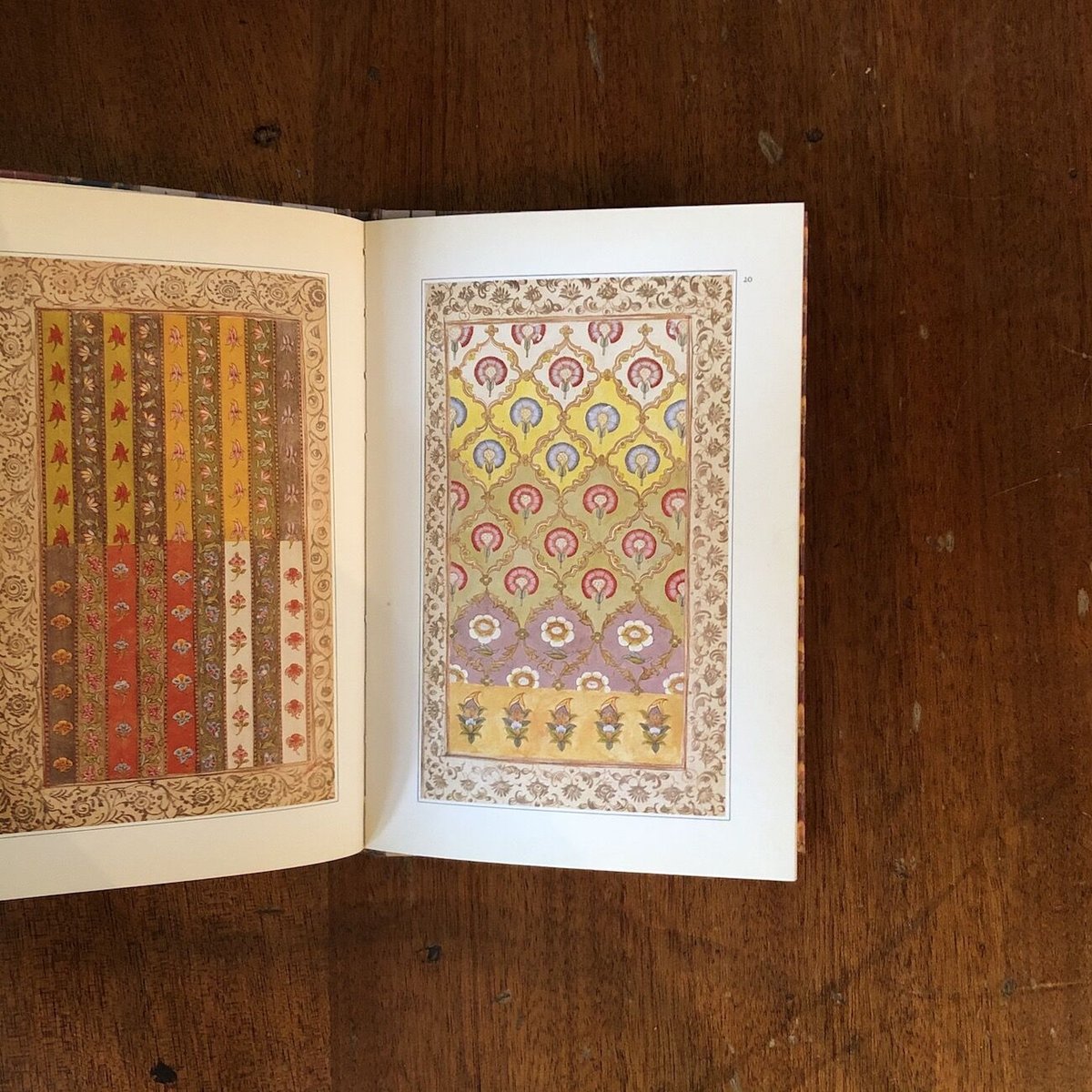 INDIAN FLORAL PATTERNS／THE V&A COLOUR BOOKS」 |