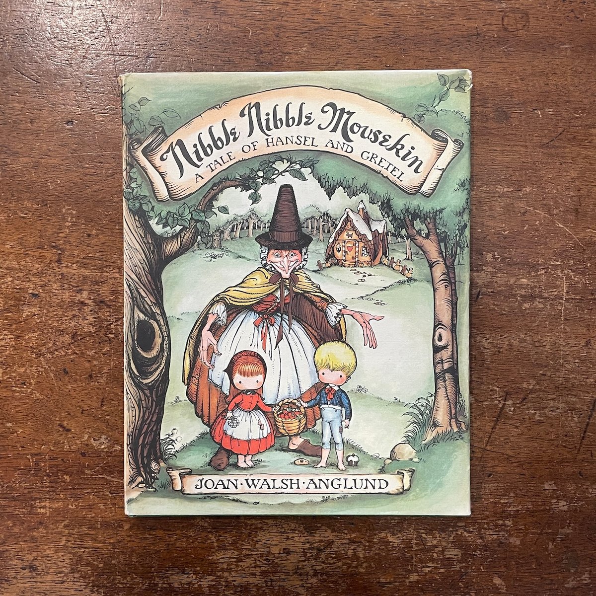 Nibble Nibble Mousekin」Joan Walsh Anglund（ジョーン