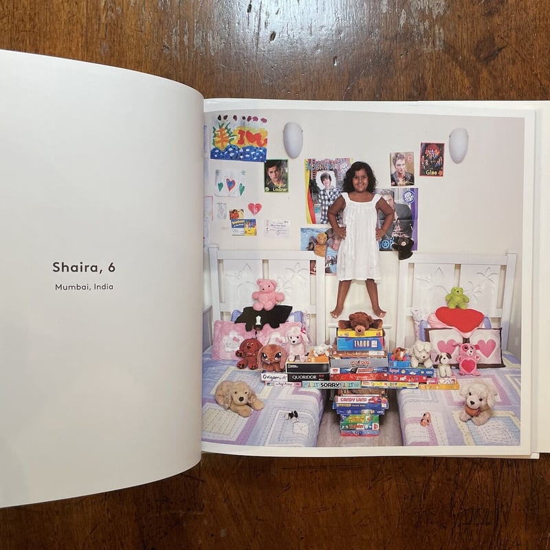 Toy Stories（Photos of Children from Around the