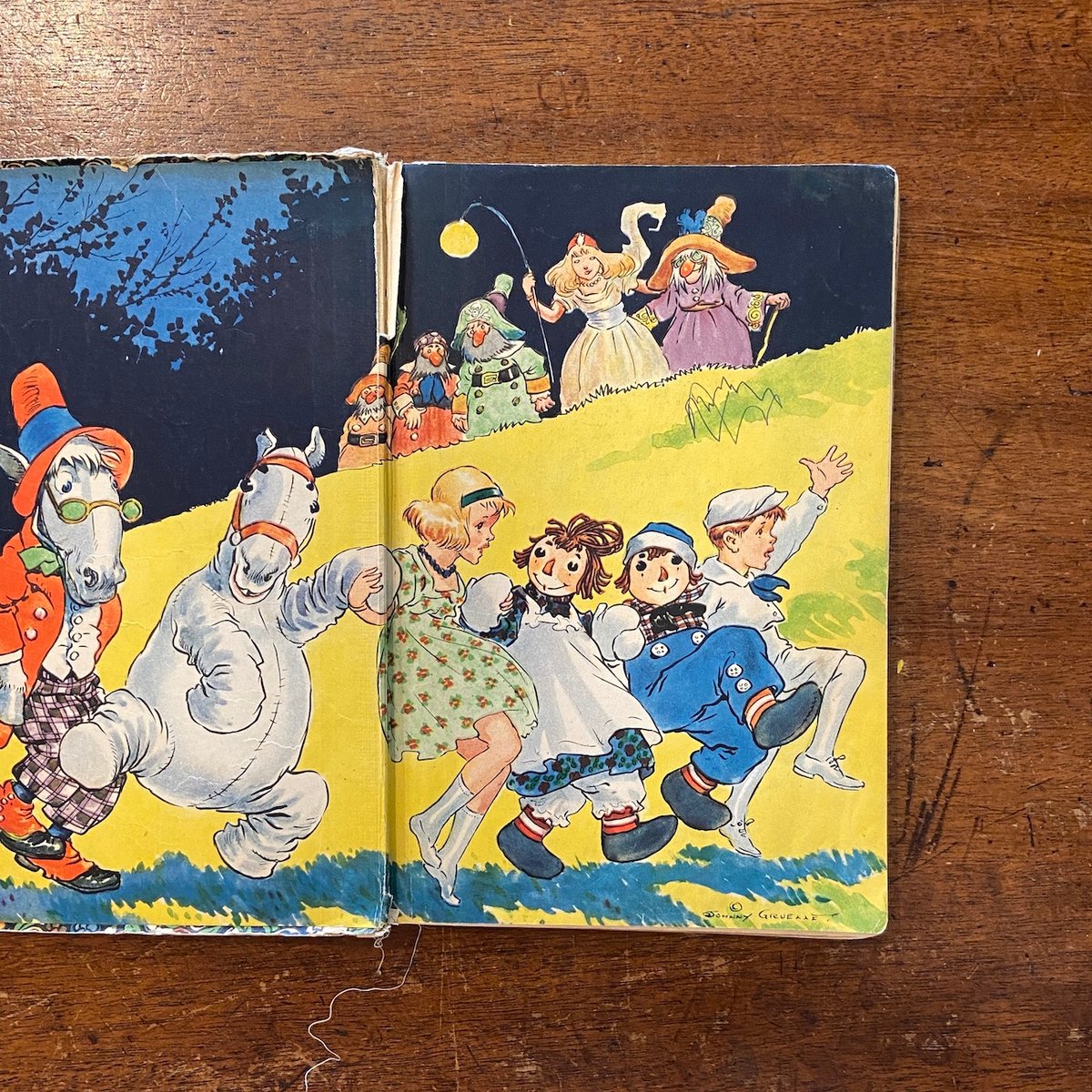 Raggedy Ann & Andy and the Camel with the Wrin