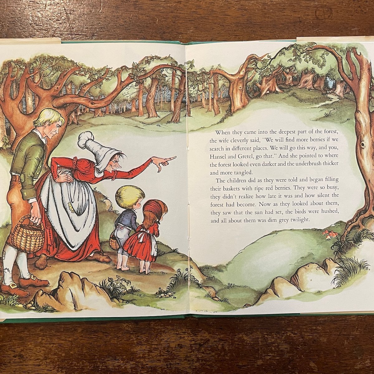 RN15 洋書 1948年 北欧ヴィンテージ 美しい童話集 Nibble Nibble Mousekin」Joan Walsh Anglund（ジョーン