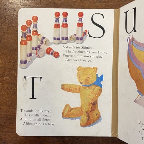 「An ABC of Toys」Phyl E. Webb