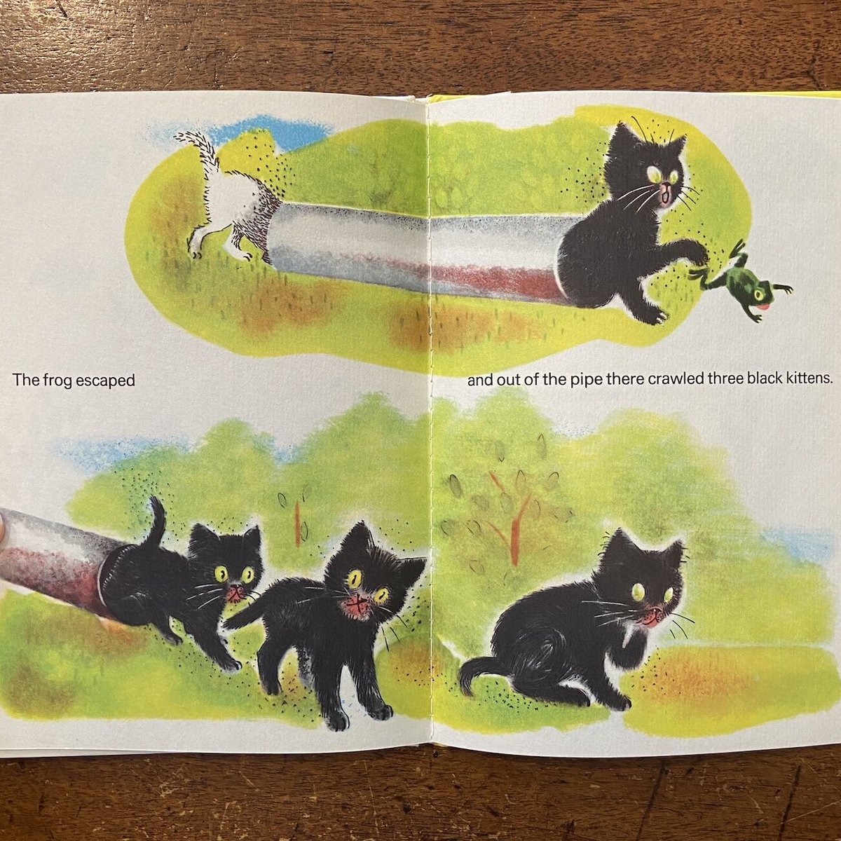 PUSSY-CAT AND YELLOW CHICK」W. Sutejew（ステーエフ） |