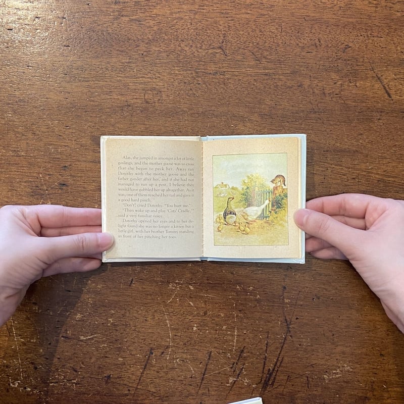 Little Tales From Long Ago（函入／豆本4冊）」Ernest Nis