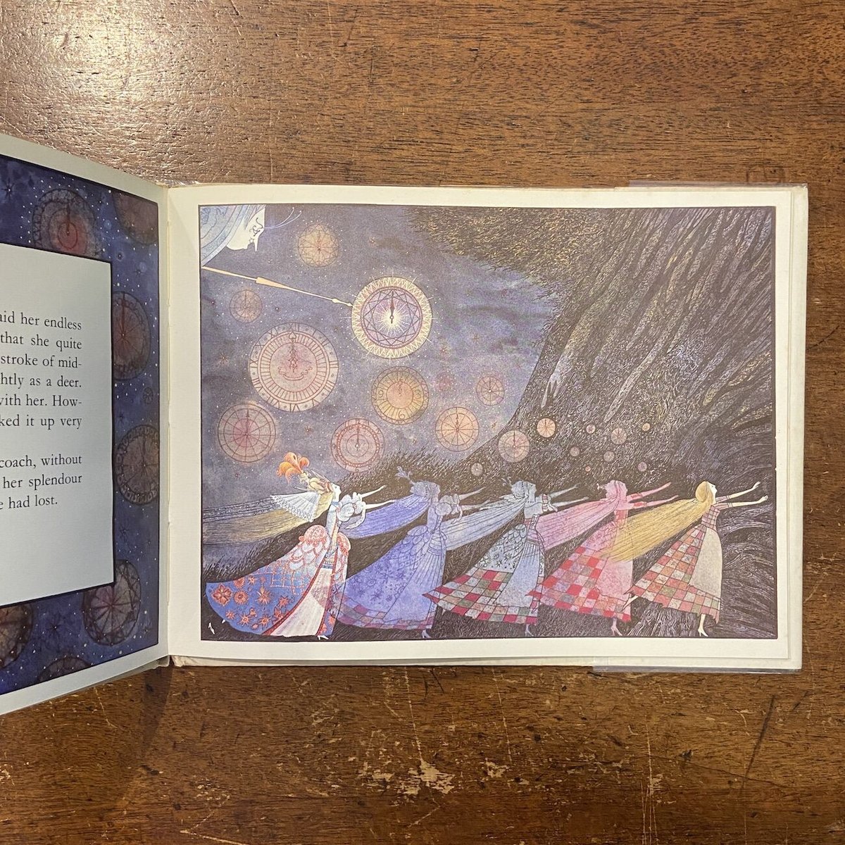 エロール・ル・カイン シンデレラ Le Cain 洋書 絵本 ペロー 童話 英語版・絵本 エロール・ル・カイン シンデレラ - メルカリ