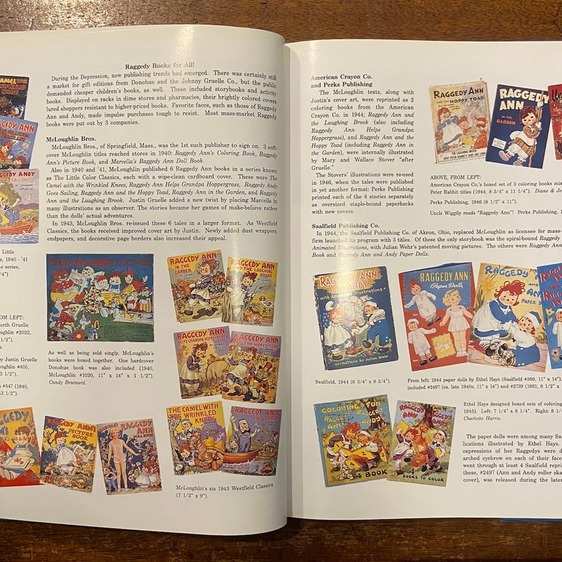 THE COLLECTOR'S WORLD OF RAGGEDY ANN AND ANDY