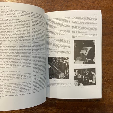 「Encyclopedia of the Book」Geoffrey Ashall Glaister