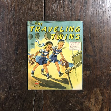 「THE TRAVELING TWINS」Jean Horton Berg　Janet Smalley