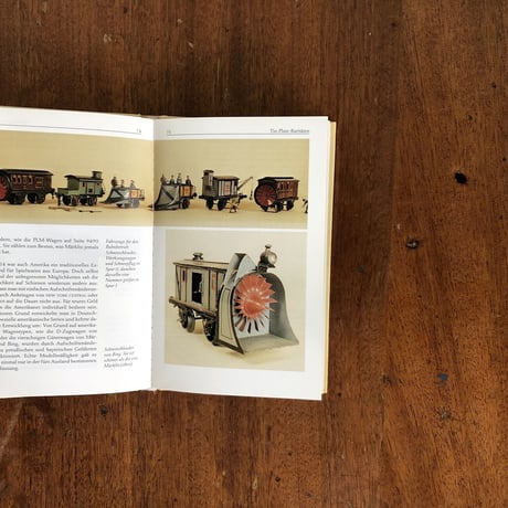 「Altes Spielzeug　Eisenbahnen & Zubehor」Albrecht Bangert