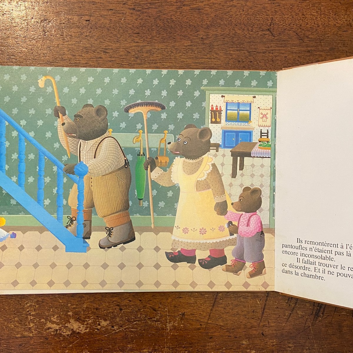 BOUCLE D'OR ET LES TROIS OURS（三匹のくま）」Henritte