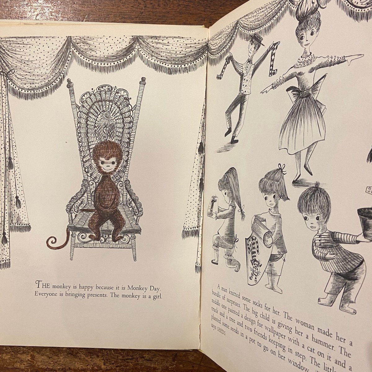 絵本・児童書 Monkey Day MONKEY DAY」Ruth Krauss（ルース・クラウス） Phyllis Rowan
