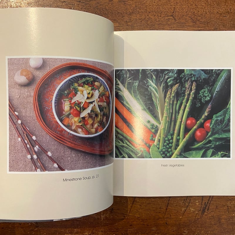 A Painter's Kitchen：Recipes from the kitchen o