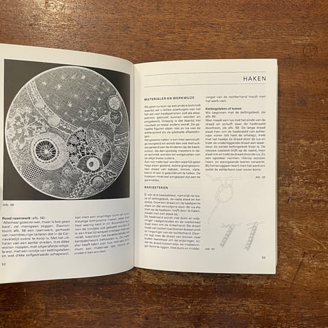 「Paradyselyk：handwerkboek」Marie von den Berk-Mertens