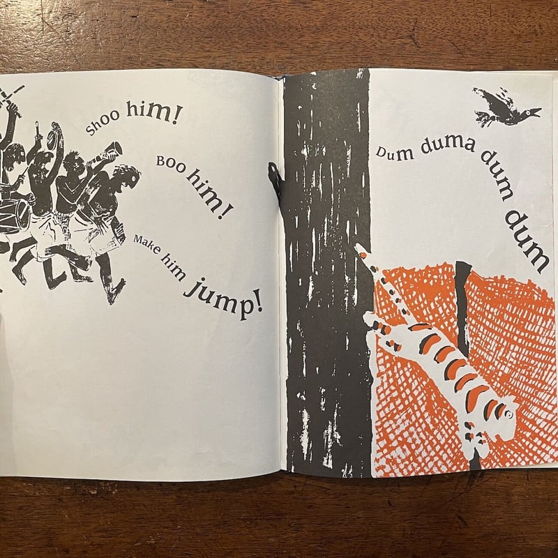 Tiger on a Tree 幼児用絵本　洋書 Tiger on a Tree 幼児用絵本 洋書 Tiger on a Tree 幼児用絵本 洋書