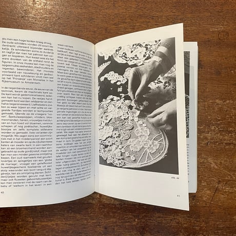 「Paradyselyk：handwerkboek」Marie von den Berk-Mertens
