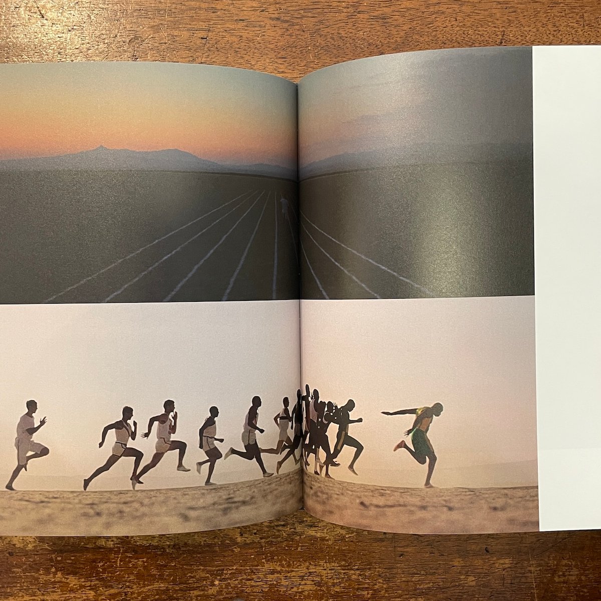 Mikiya Takimoto Works 1998-2023」瀧本幹也 | Froberg