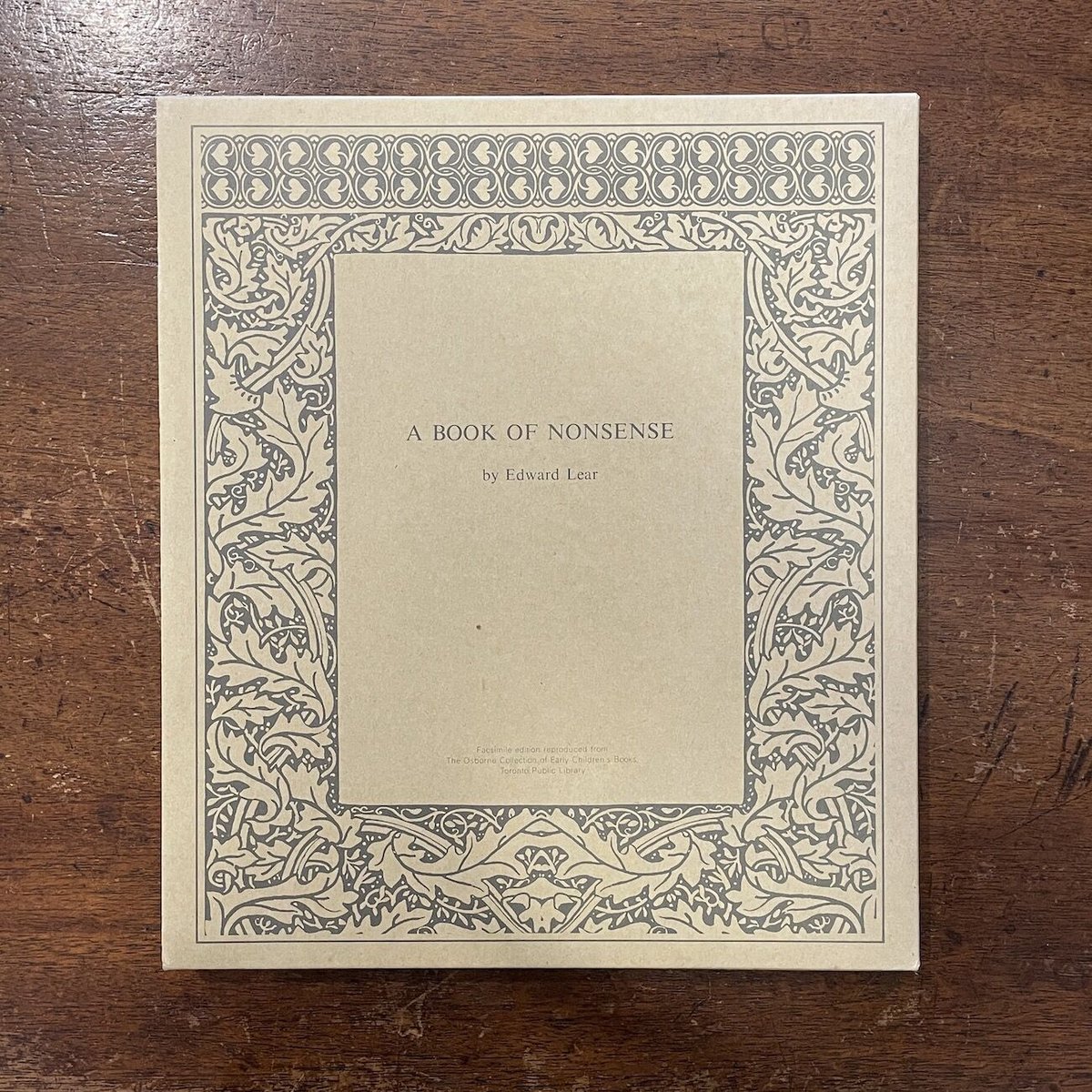 絵本・児童書 LEAR'S BOOK OF NONSENSE Young-Reader-s-Series-Book-of-