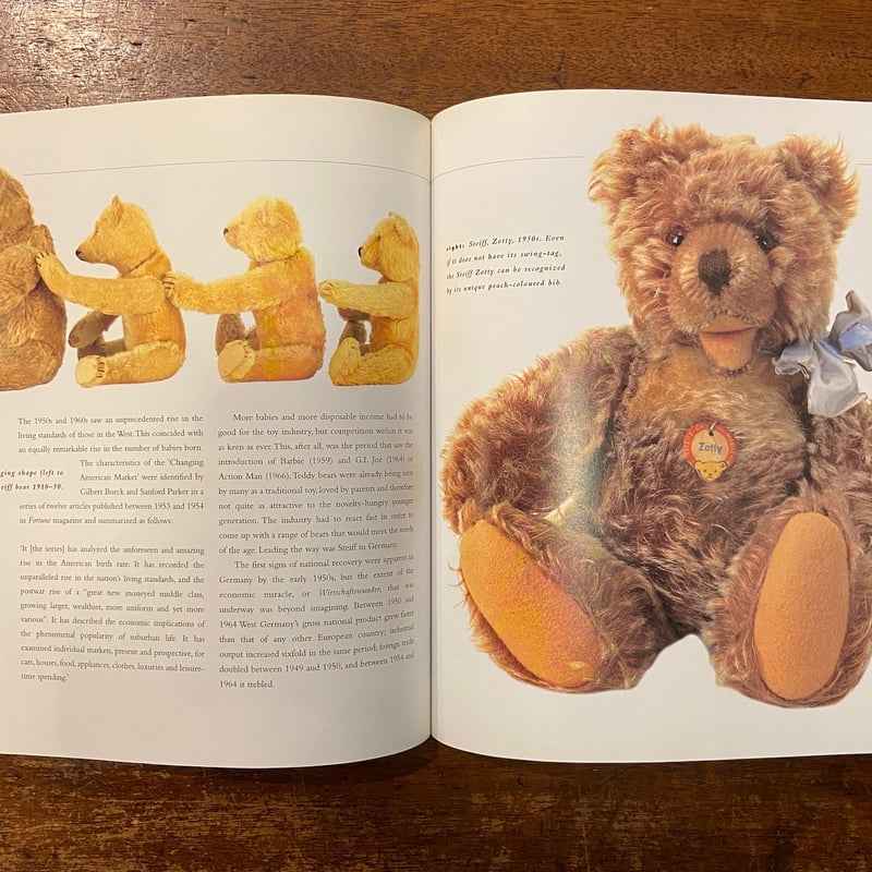 Christie's Century of Teddy Bears」Leyla Manier