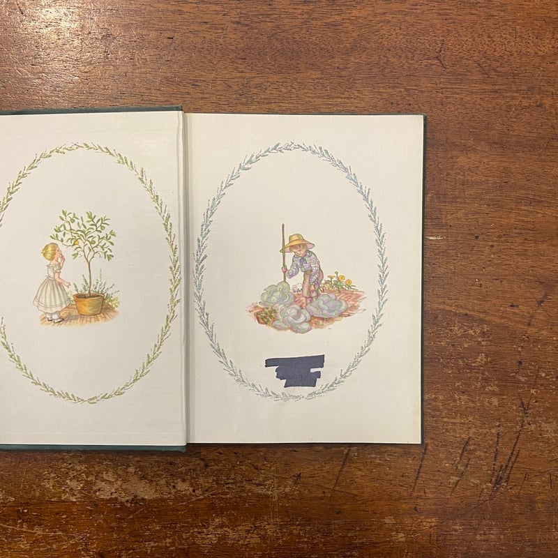 タシャ・チューダーによる絵本。１１冊セット A CHILD'S GARDEN OF VERSES（1947年）」R.L.Stevenso