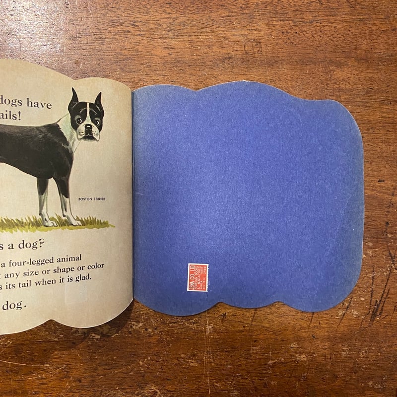 THE DOG BOOK：A GOLDEN SHAPE BOOK」Jan Pfloog |