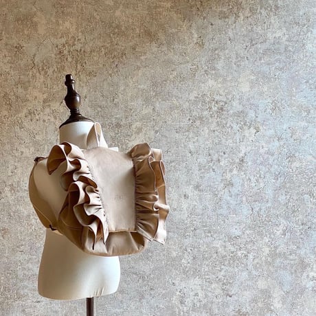 Frill ruck suck * latte beige*