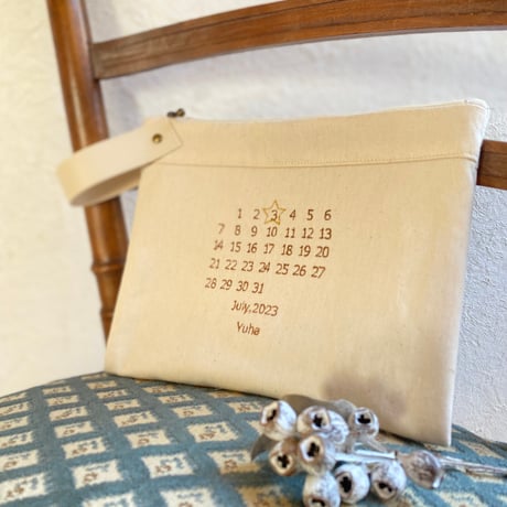 𝐁𝐢𝐫𝐭𝐡𝐝𝐚𝐲 𝐜𝐚𝐥𝐞𝐧𝐝𝐚𝐫 FLAT POUCH
