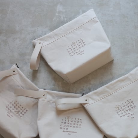 𝐁𝐢𝐫𝐭𝐡𝐝𝐚𝐲 𝐜𝐚𝐥𝐞𝐧𝐝𝐚𝐫 CUBE POUCH