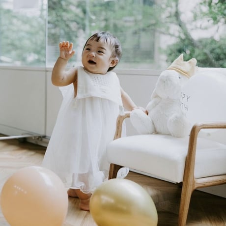 Birthday calendar bib  ivory
