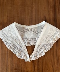 ノルマンディーレース風衿飾り