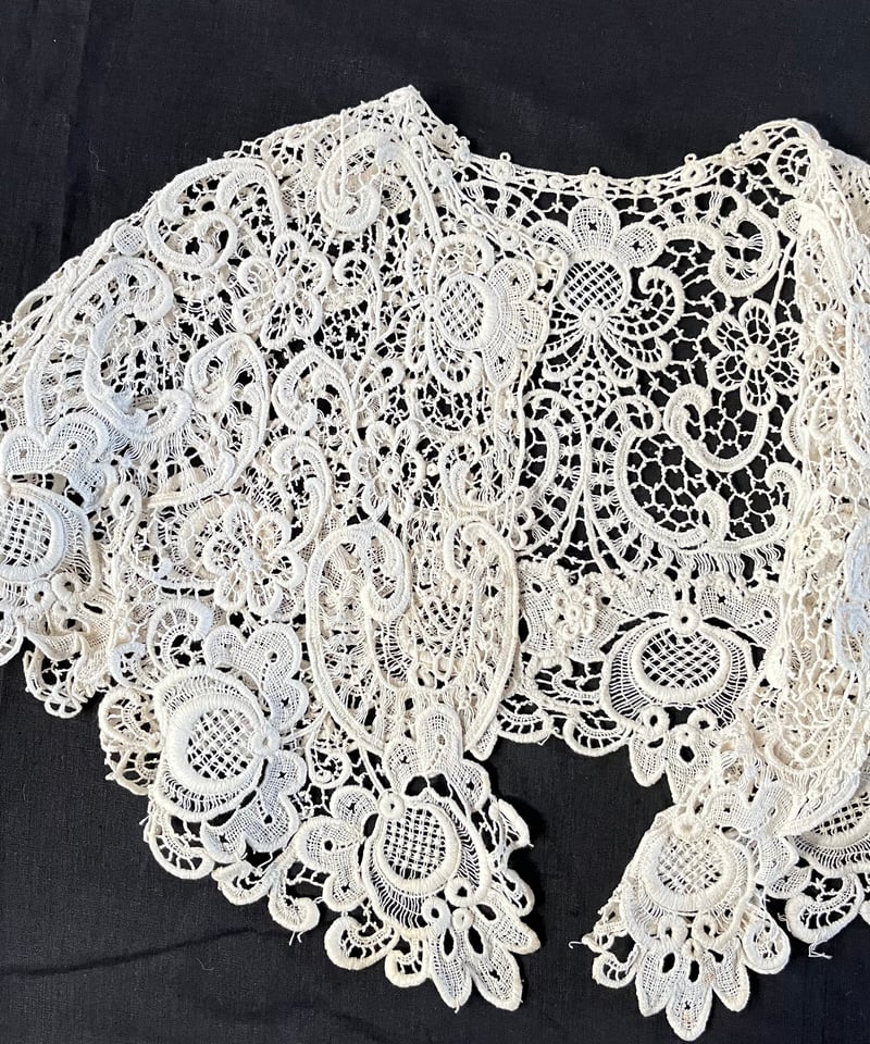 アンティークフランス 花のギュピールレース 付け襟 ＆ジャボ お揃い２点セット アンティークフランス 花のギュピールレース 付け襟 ＆ジャボ お