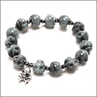 EAGLE EYE ROSARY OF SKULL／イーグルアイスカルブレスレット／天然石鷲目石数珠[灰髑髏]　SKULL ACCESSORIES／スカルアクセサリー　KOBUSHI BRAND
